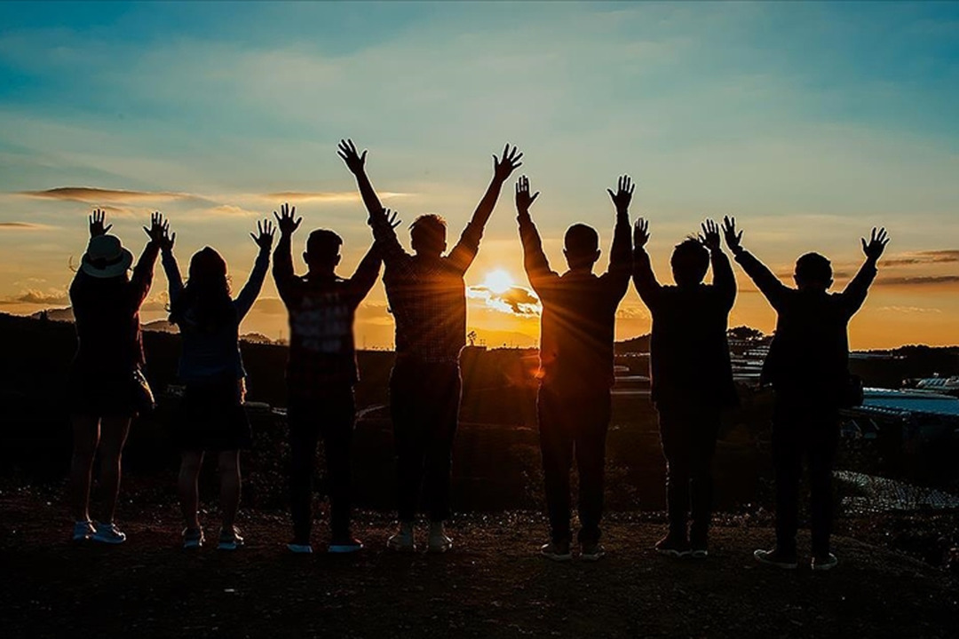 T&Uuml;İK a&ccedil;ıkladı! Mutluluk y&uuml;kseldi ama hayat pahalılığı ilk sırada