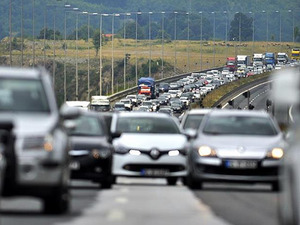 Artış 140 bini aştı! Ocak ayında trafiğe 144 bin 620 aracın kaydı yapıldı