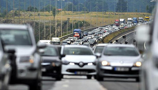 Artış 140 bini aştı! Ocak ayında trafiğe 144 bin 620 aracın kaydı yapıldı