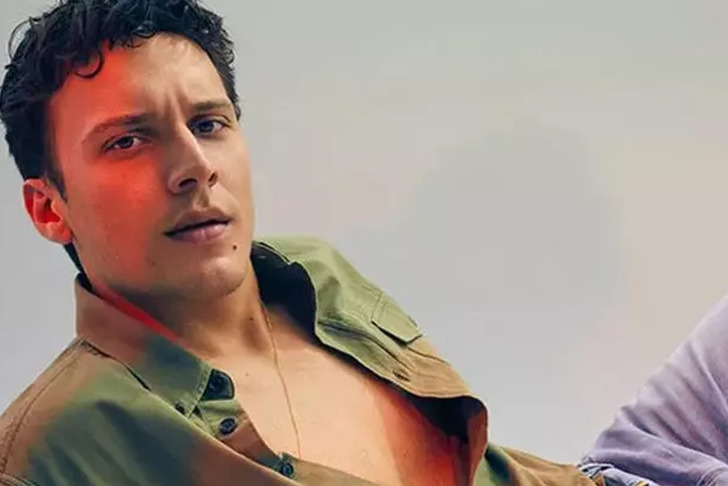 SON DAKİKA| &Uuml;nl&uuml; şarkıcı Edis G&ouml;rg&uuml;l&uuml; hakkında yakalama kararı &ccedil;ıkarıldı