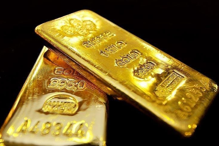 Altın fiyatlarında y&ouml;n arayışı s&uuml;r&uuml;yor! Dev banka a&ccedil;ıkladı: Y&uuml;kseliş trendi devam edecek