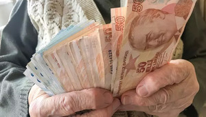 Emekliye bayram ikramiyesi ne kadar olacak? Masada 3 farklı senaryo var