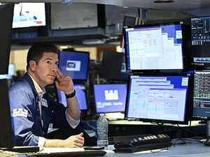 K&uuml;resel piyasalar Fed'in toplantı tutanaklarına odaklandı