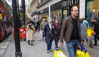 İngiltere'de yıllık enflasyon ocakta beklentilere paralel y&uuml;zde 3 oldu