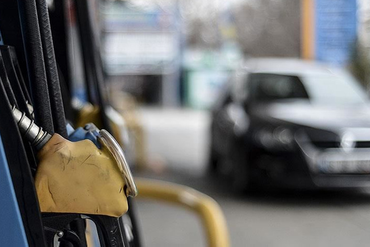 G&Uuml;NCEL AKARYAKIT FİYATLARI! Benzin, motorin, LPG ne kadar? (19 Şubat 2026)