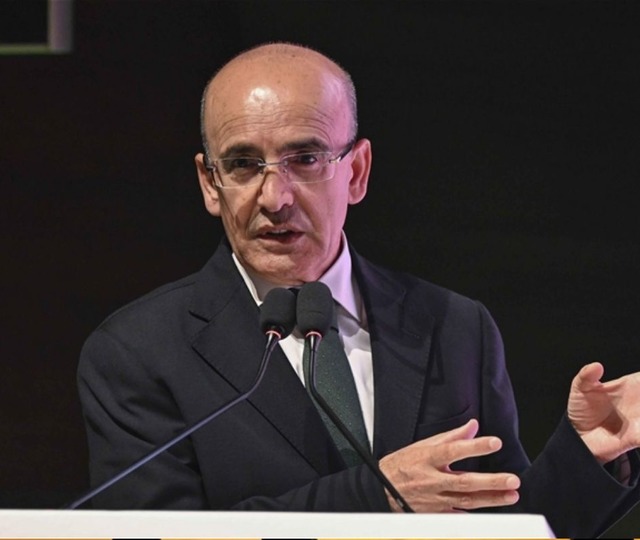 Kredi muslukları a&ccedil;ılıyor mu? Bakan Şimşek tarih verdi: "Kaynak bollaşacak!"