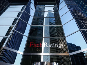 Fitch'ten T&uuml;rkiye kararı! 2026 i&ccedil;in finans sekt&ouml;r&uuml;ne "n&ouml;tr" g&ouml;r&uuml;n&uuml;m
