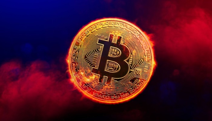 Bitcoin'de zirve &ouml;ncesi son viraj! Dev banka uyardı: Y&uuml;zde 30 d&uuml;ş&uuml;ş bekliyor