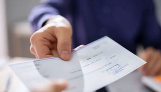 Ticarette &ccedil;ek devrine son mu geliyor? Yeni modeller g&uuml;ndemde