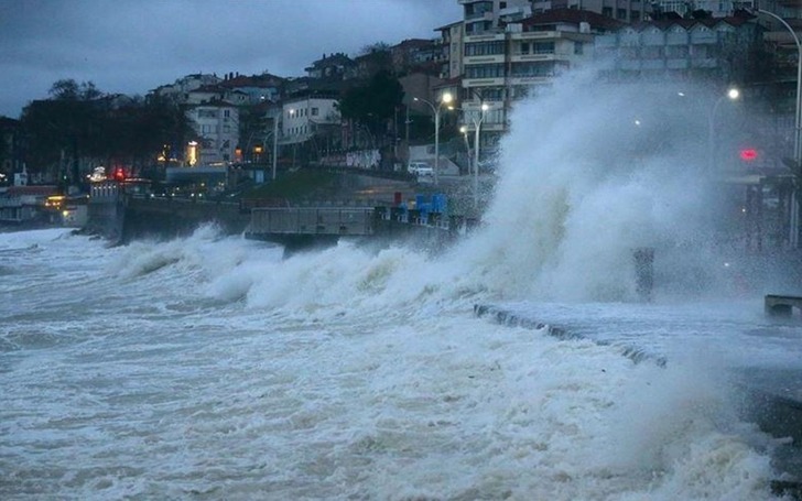 Karadeniz i&ccedil;in fırtına uyarısı
