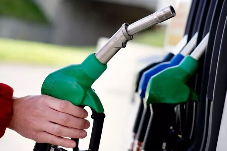 BUG&Uuml;NK&Uuml; AKARYAKIT FİYATLARI! 22 Şubat 2026 LPG, benzin, motorinin g&uuml;ncel fiyatları: İstanbul-Ankara-İzmir...