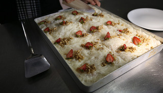 Ramazan sofralarının vazge&ccedil;ilmezi de zamlandı