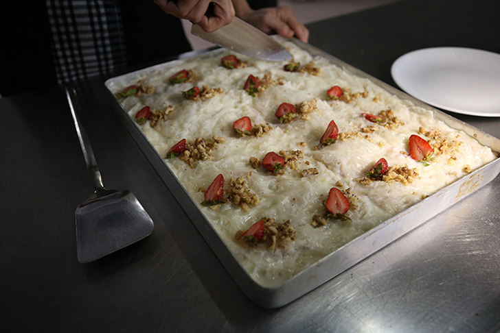 Ramazan sofralarının vazge&ccedil;ilmezi de zamlandı! Fiyatı bin 750 TL'ye kadar &ccedil;ıktı