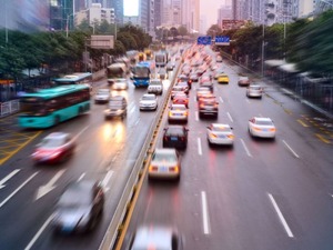 İstanbul'da sabah saatlerinde trafik yoğunluğu yaşanıyor