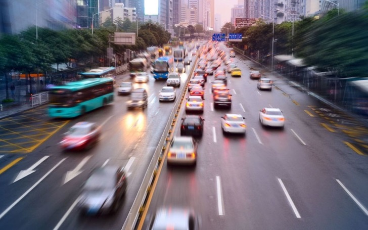 İstanbul'da sabah saatlerinde trafik yoğunluğu yaşanıyor