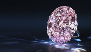 Altın bile yanında ucuz kalır! Fiyatı dudak uçuklatıyor: Küçük ama servet değerinde