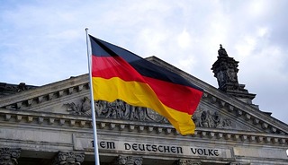 Almanya'da şirketlerin Şubat'ta ihracat beklentileri olumluya döndü