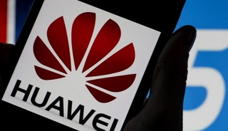 Huawei&rsquo;den 127 milyar dolarlık g&ouml;vde g&ouml;sterisi