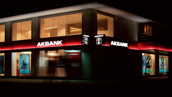 Akbank&rsquo;tan temett&uuml; kararı: Hisse başına 1,87 TL nakit dağıtılacak