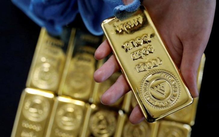 Altın i&ccedil;in oyun değişiyor! Dev banka &ldquo;Diğerlerine benzemez&rdquo; dedi, iddialı rakam verdi