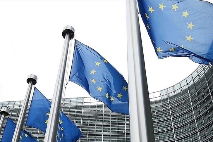 AB, Balkan &uuml;lkelerini roaming b&ouml;lgesine dahil etmeye hazırlanıyor