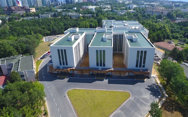 İstanbul'daki uyuşturucu soruşturmasında yakalanan 9 s&ouml;zleşmeli erden 3'&uuml; tutuklandı