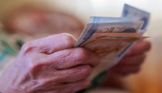 Emeklinin g&ouml;z&uuml; bayram ikramiyesinde! Kulis bilgileri geldi: İkramiye ne kadar olacak?