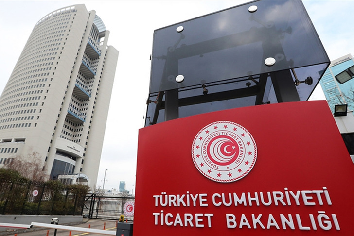 Ticaret Bakanlığı a&ccedil;ıkladı! "Hizmet ihracatını desteklerle daha da g&uuml;&ccedil;lendiriyoruz"