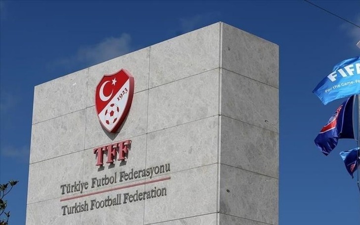 PFDK'dan 10 kul&uuml;be milyonluk cezaları kesti! Aralarında Galatasaray,  Fenerbah&ccedil;e ve Beşiktaş da var!