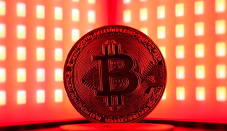 Bitcoin 5 aydır kabusu yaşatıyor! Kayıp 2 trilyon doları aştı: "Daha fazla düşüş gelebilir"