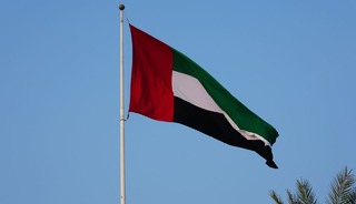 BAE'nin petrol sanayi b&ouml;lgesinde İHA saldırısı nedeniyle yangın &ccedil;ıktı