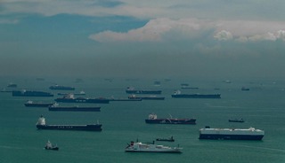 İran Devrim Muhafızları: H&uuml;rm&uuml;z Boğazı tam kontrol&uuml;m&uuml;z altında