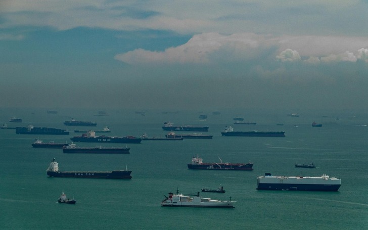 İran Devrim Muhafızları: H&uuml;rm&uuml;z Boğazı tam kontrol&uuml;m&uuml;z altında