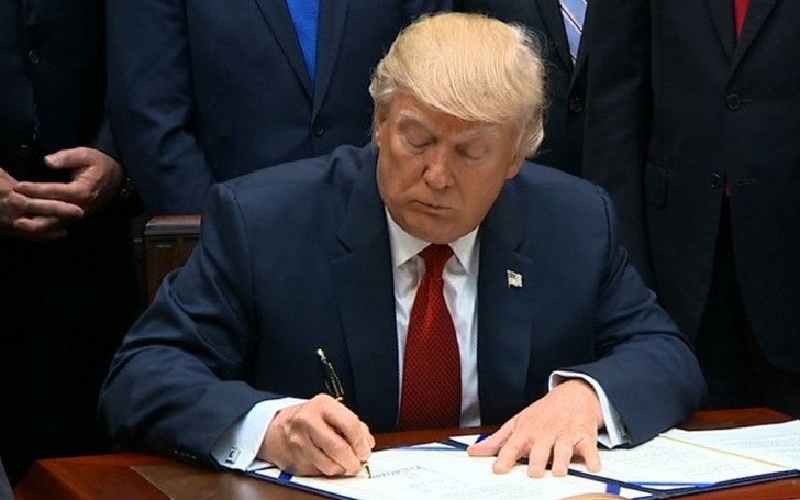 Trump duyurmuştu! Y&uuml;zde 15'lik k&uuml;resel g&uuml;mr&uuml;k tarifeleri uygulanmaya başlıyor