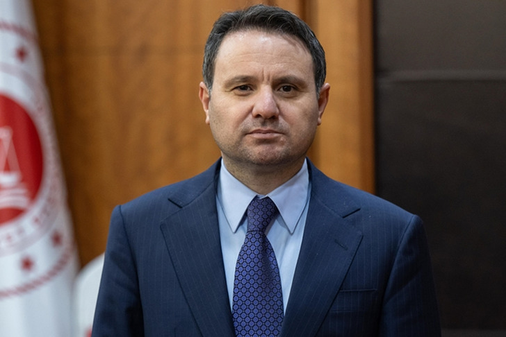 Bakan G&uuml;rlek'ten 'Su&ccedil;a s&uuml;r&uuml;klenen &ccedil;ocuklar' &ccedil;ıkışı! "Ağırlaştırılmış m&uuml;ebbet alabilecekler"