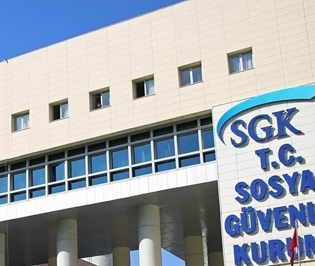 Bunları s&ouml;yleyerek ek &uuml;cret talep ediyorlardı! SGK'dan milyonları ilgilendiren karar