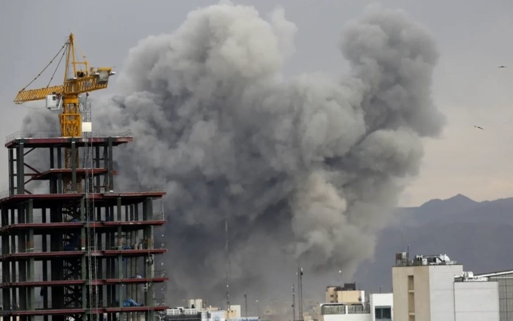 Tahran&rsquo;da art arda şiddetli patlamalar yaşanıyor