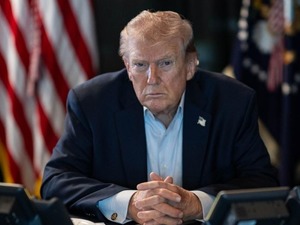 SON DAKİKA I Trump'tan İran a&ccedil;ıklaması: "Bug&uuml;n &ccedil;ok ağır bir darbe alacak"