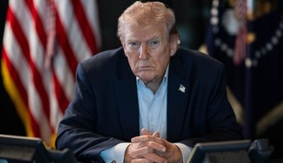 SON DAKİKA I Trump'tan İran a&ccedil;ıklaması: "Bug&uuml;n &ccedil;ok ağır bir darbe alacak"