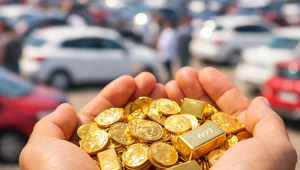 Piyasada hareketlilik var! Altınlarını bozdurup satın almak i&ccedil;in sıraya girdiler: "Artış ka&ccedil;ınılmaz olabilir"