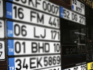 Emniyet'ten 'APP plaka' a&ccedil;ıklaması! Plakanız standartlara uygun mu?