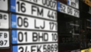 Emniyet'ten 'APP plaka' a&ccedil;ıklaması! Plakanız standartlara uygun mu?