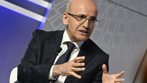 Sert y&uuml;kselen petrol fiyatları i&ccedil;in Bakan Şimşek'ten a&ccedil;ıklama! "Gerekli tedbirleri alıyoruz"