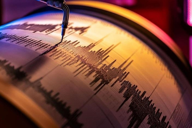 SON DAKİKA| Denizli'de korkutan deprem! &Ccedil;evre illerden hissedildi