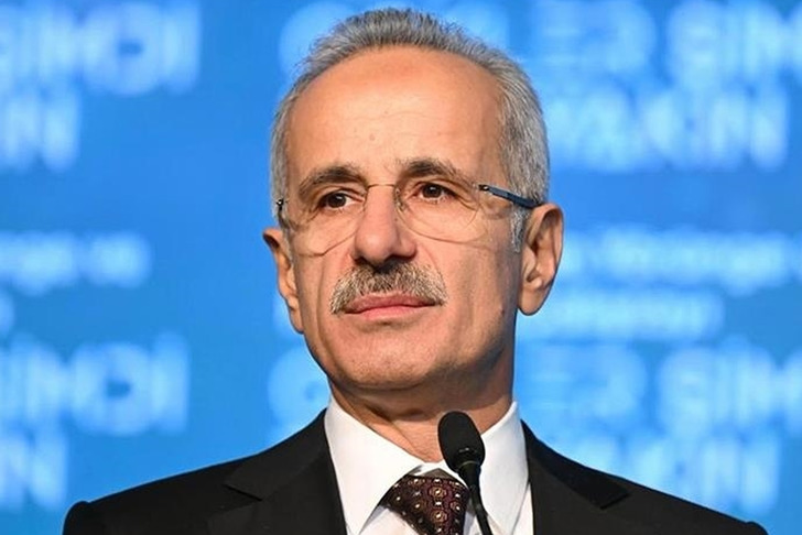 Bakan Uraloğlu duyurdu! K&ouml;pr&uuml; ve otoyollarda kullanımı 585 milyonu aştı