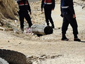 MSB a&ccedil;ıkladı!  İran'dan atılan f&uuml;ze imha edildi: Bazı m&uuml;himmat par&ccedil;aları Gaziantep'e d&uuml;şt&uuml;