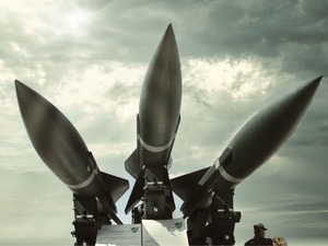 Katar Savunma Bakanlığı bir f&uuml;ze saldırısının engellendiğini duyurdu