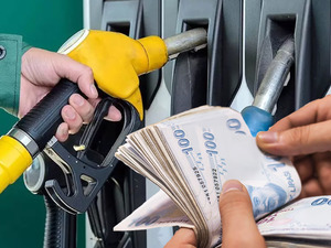 Akaryakıta 6 g&uuml;nde d&ouml;rd&uuml;nc&uuml; zam! Tabela yeniden değişiyor: Tarih belli oldu