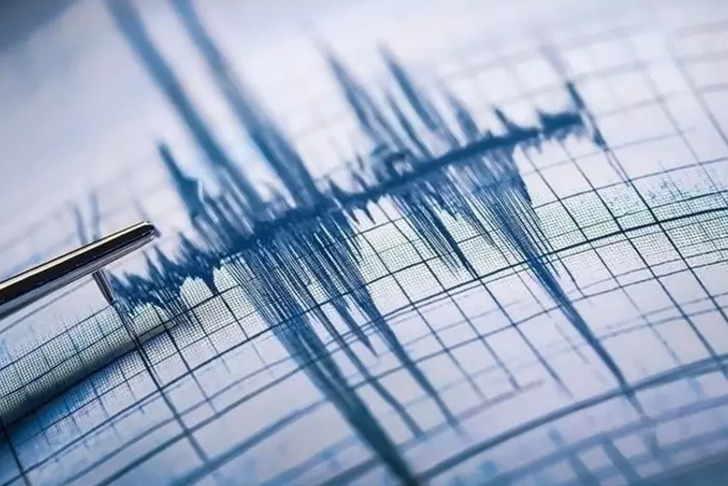 Denizli beşik gibi sallanıyor! 4 b&uuml;y&uuml;kl&uuml;ğ&uuml;nde bir deprem daha meydana geldi
