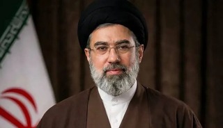 İran&rsquo;ın yeni liderinden H&uuml;rm&uuml;z &ccedil;ıkışı: "Kapalı kalmaya devam etmeli"